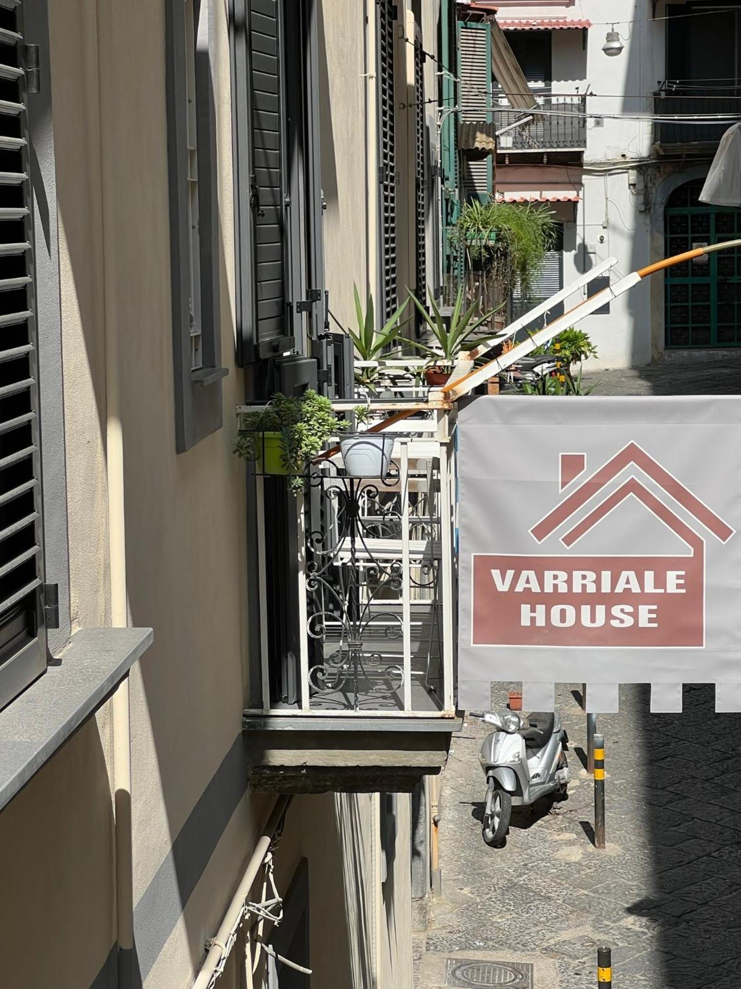 Varriale House Parking Free Small Car 那不勒斯 外观 照片